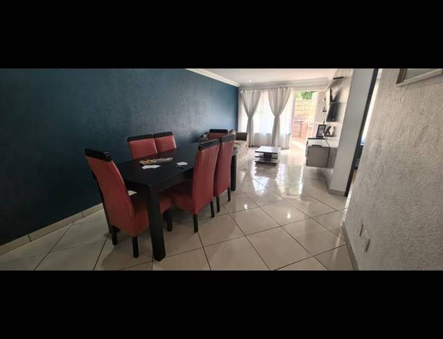 3 BEDROOM APARTMENT FOR SALE IN FLORIDA